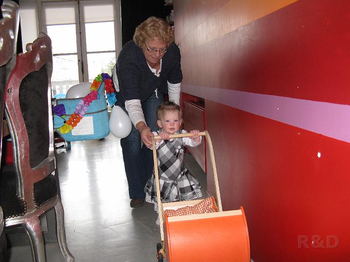 I&Y 28 februari 2010 (46) Yente 1 jaar.JPG